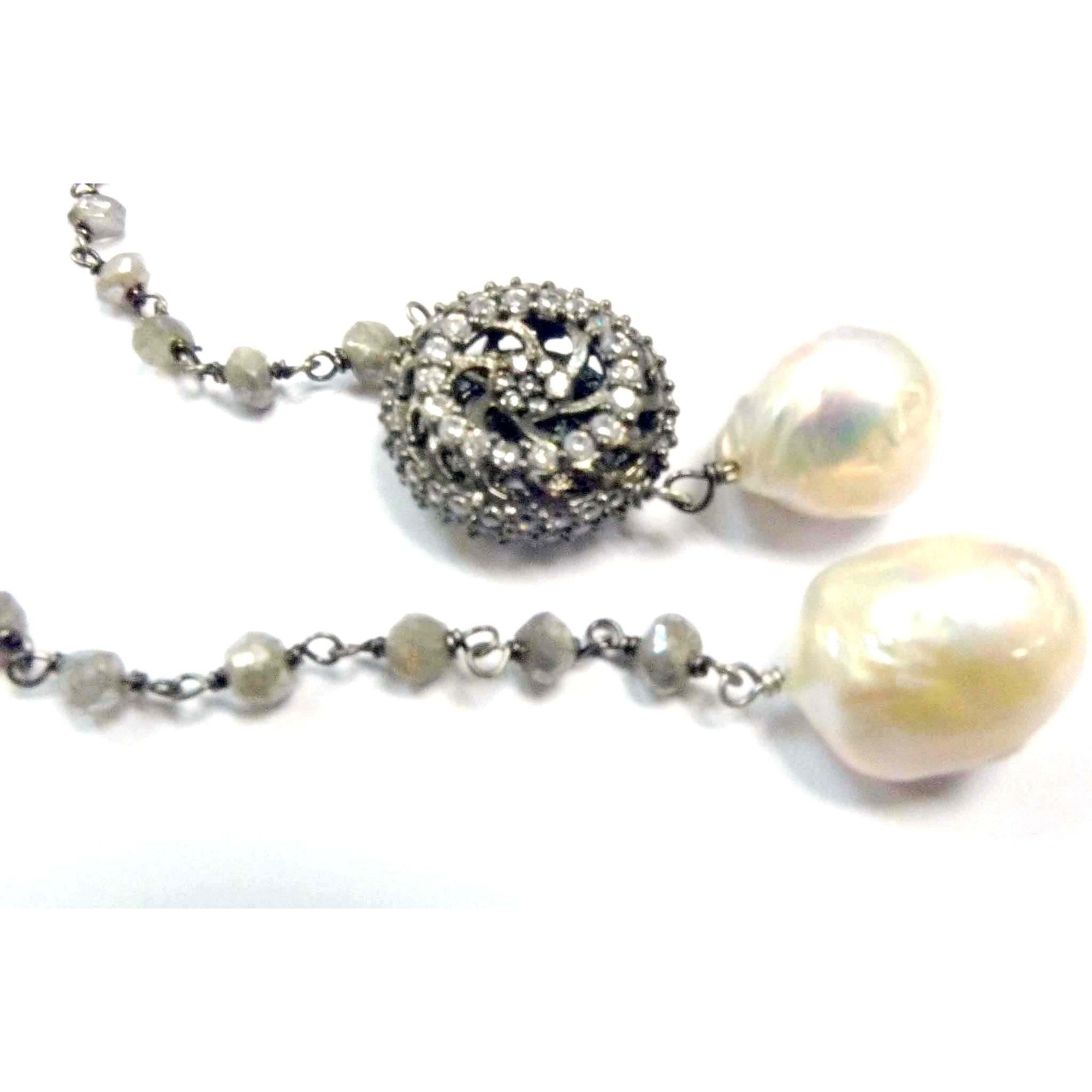 Antique Design - Pearl & Crystal Necklace